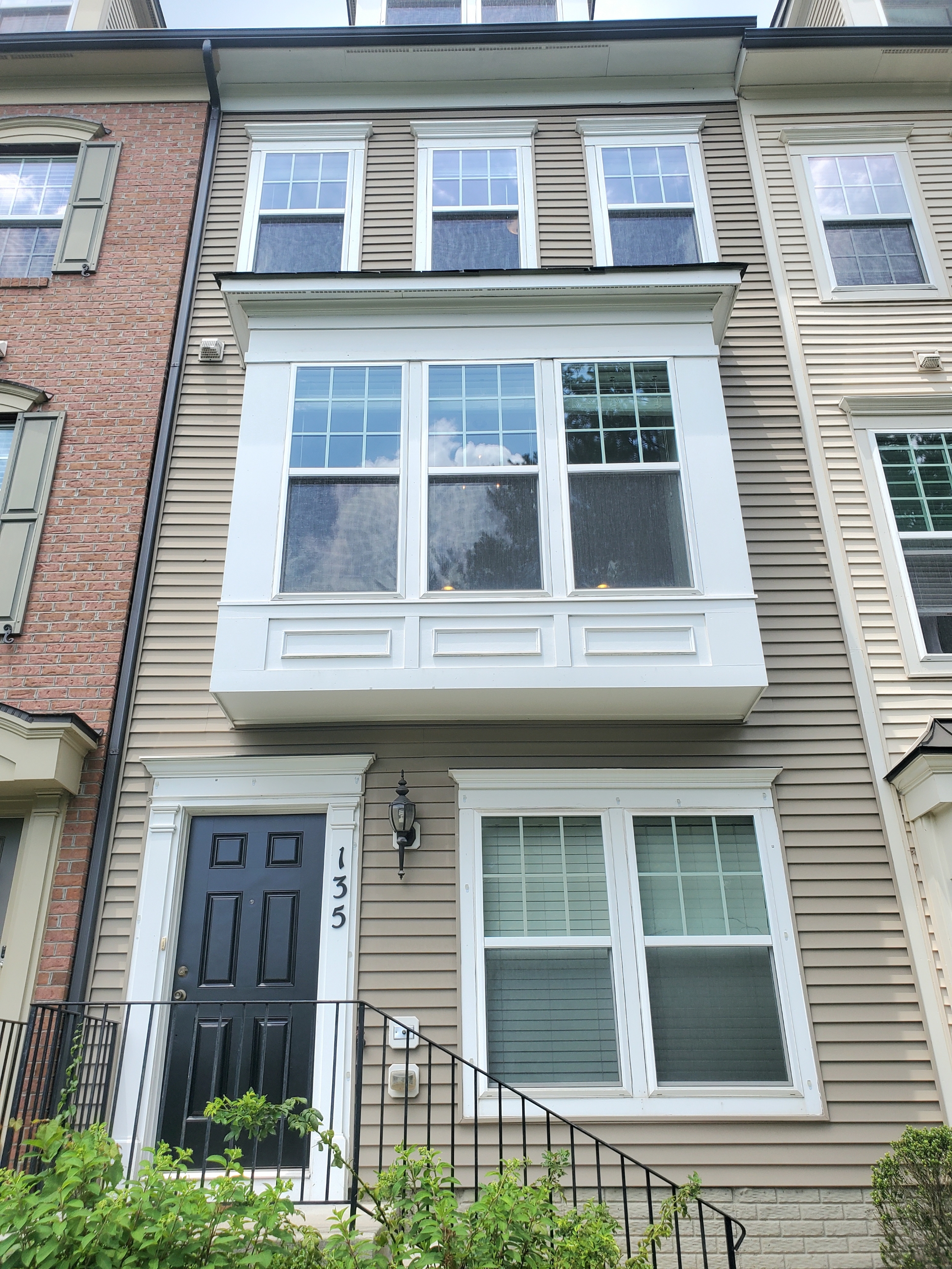 135 Prado Ln - 1