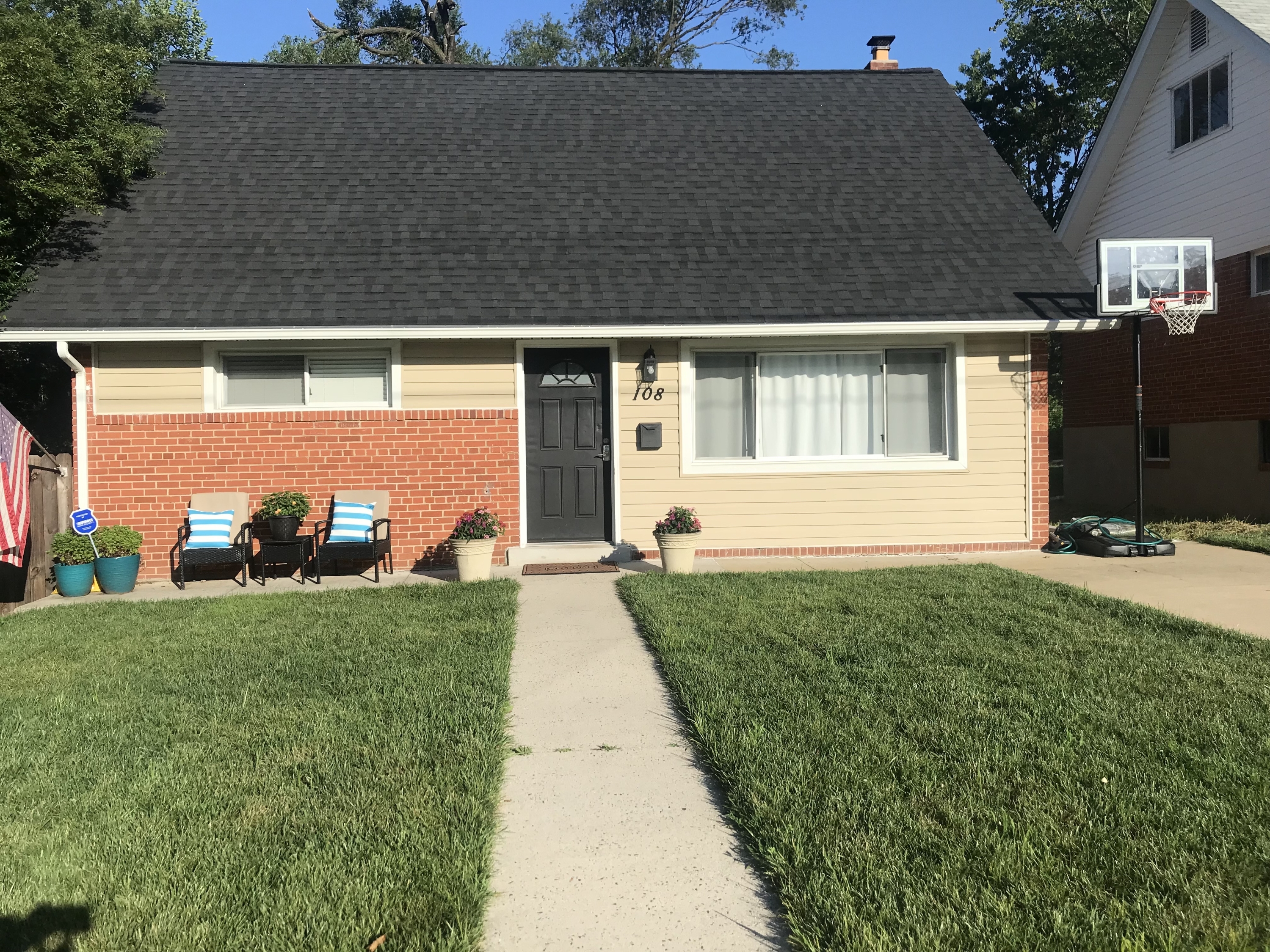 108 North Gladden Street